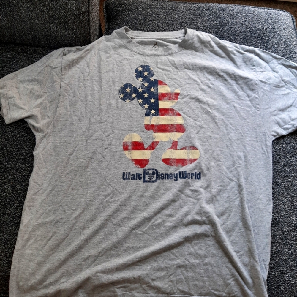 Disney World Mickey Mouse Americana  T-shirt